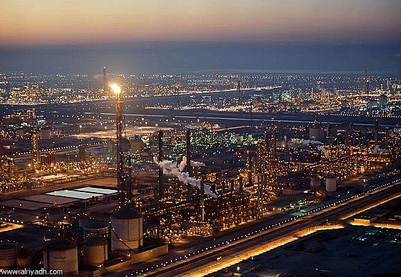 Jubail 2 is one of the largest industrial parks in the world which is being executed by Bechtel to develop industrial ports which will help to form handless steel, fertilizers and chemicals and to measure dry bulk such as iron ore.
