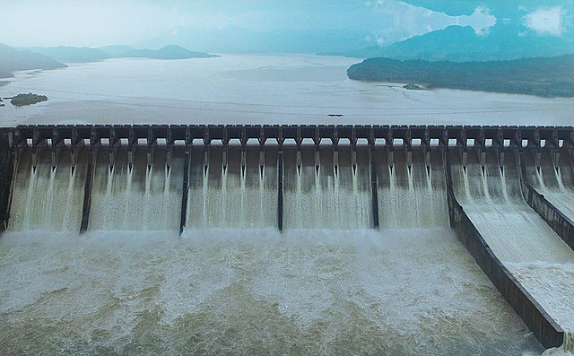 Sardar Sarovar Dam situated in Gujarat, India.