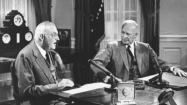 Eisenhower restores Aid in Israel