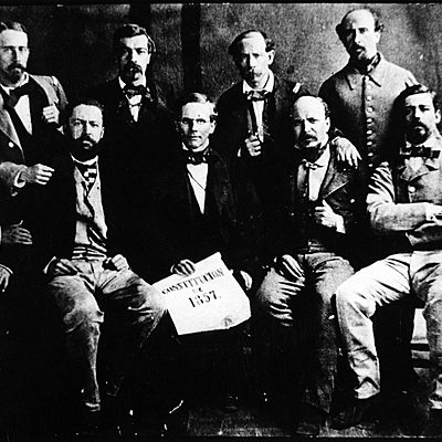 Timeline: Manejo de los recursos públicos en los momentos históricos