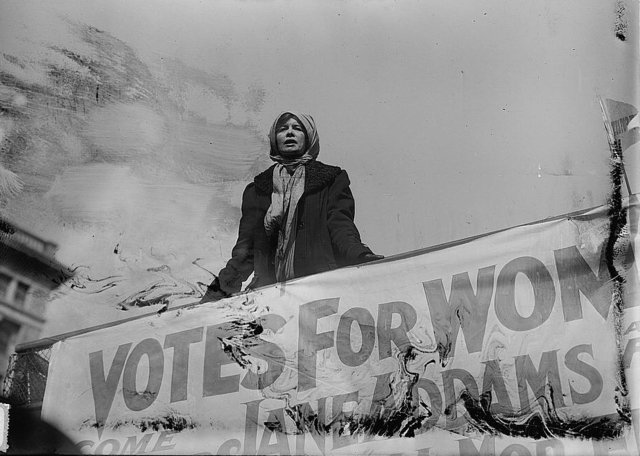 President Wilson begins to support the 19th Amendment.