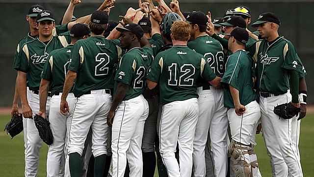 USF's baseball team wins!
