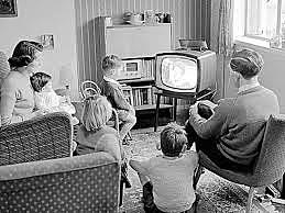 Competencia con la televisión.