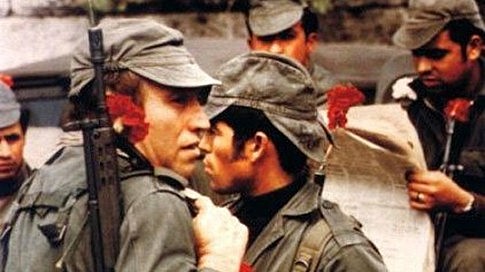Revolução dos cravos