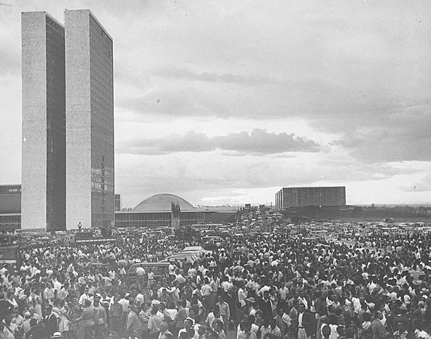 Inauguração da cidade de Brasília.