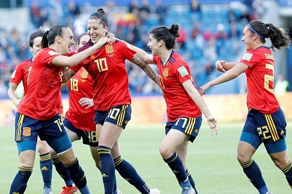 España gana a Sudáfrica