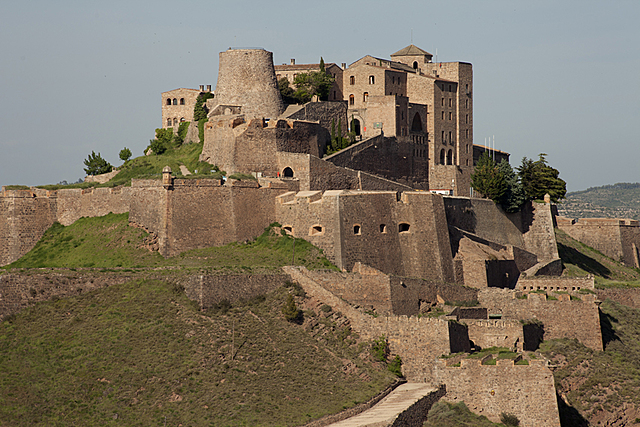 Construccio del castell de Cardona