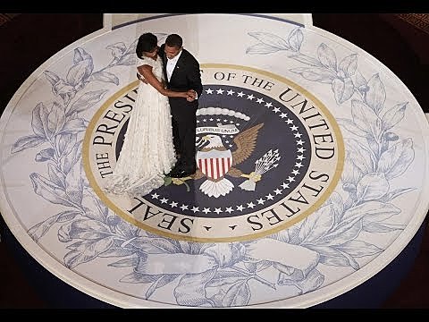 Barack Obama becomes the president of the United States