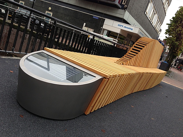 Bankje van Wubbe Ockels