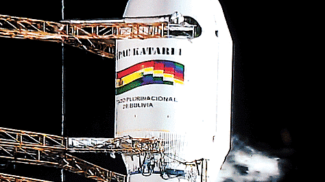 BOLIVIA LANZA SU PRIMER SATÉLITE DE COMUNICACIONES