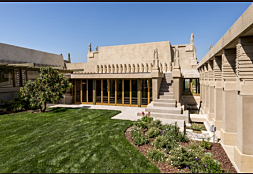 Hollyhock House