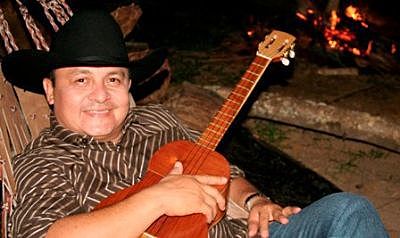 Unas de sus canciones más populares actualmente