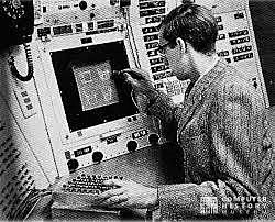 Primera conexión entre 2 computadoras por medio de una línea telefónica