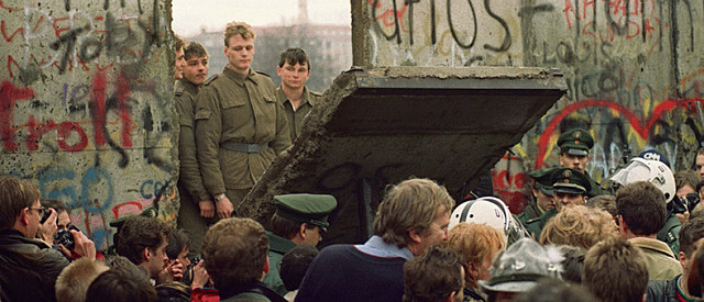 Destruction du mur de Berlin