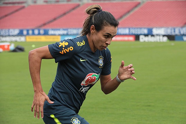 Seleção feminina encerra participação em torneio amistoso nos EUA contra as anfitriãs