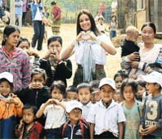 Thanks for giving a chance to live! UNICEF-PAMPERS “One Pack-One Vaccine” project continues