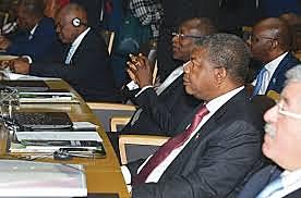 A Africa recebe iniciativa reais da França