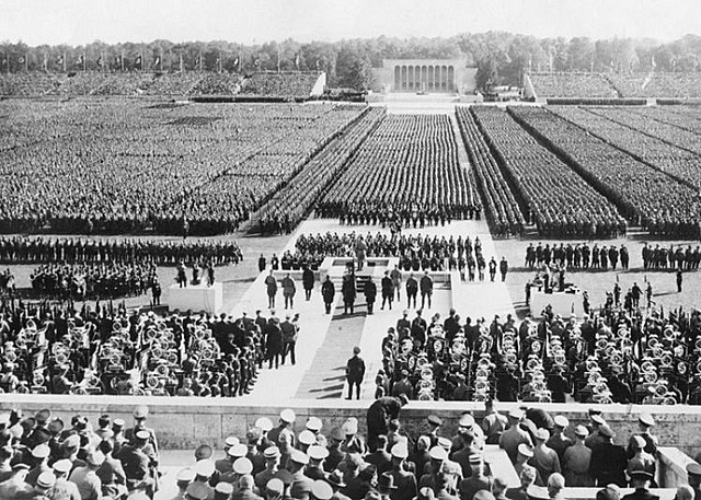 Foram instituídas as Leis de Nuremberg