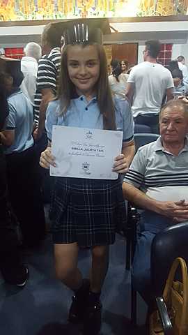 egresada de la primaria