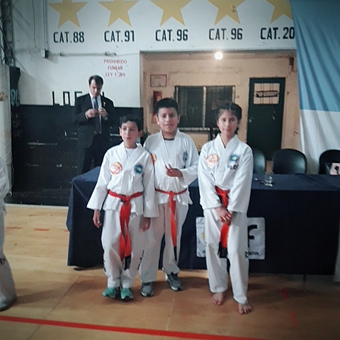 Lleque a primer Dan (cinturon negro)