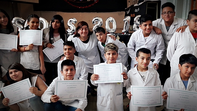 Termine la primaria en la escuela la 25 los egresados