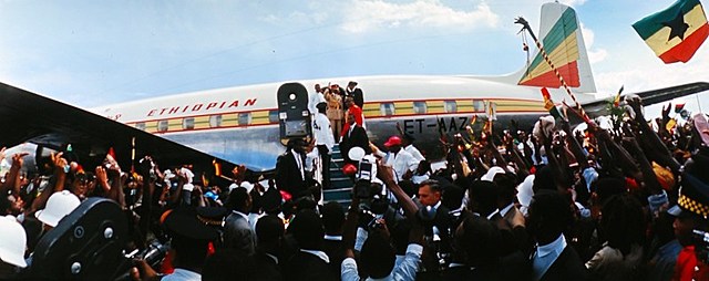 Haile Selassie I visita por primera vez Jamaica