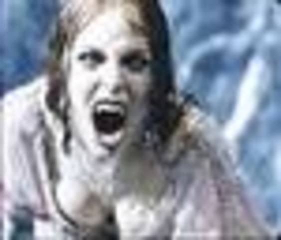 Jonathan is attacked by vampiresses saved by dracula