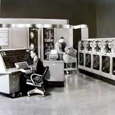 Timeline: historia de las bases de datos