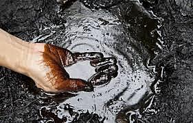 Petrolioaren krisialdia iritsi zen.