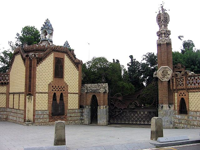 Pabellones de la Finca Güel - Antoni Gaudí