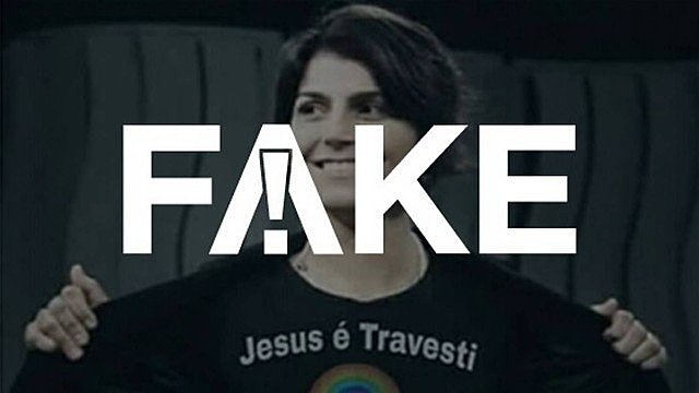 Foto de Manuela D’Ávila usando blusa escrita ‘Jesus é travesti’ é montagem