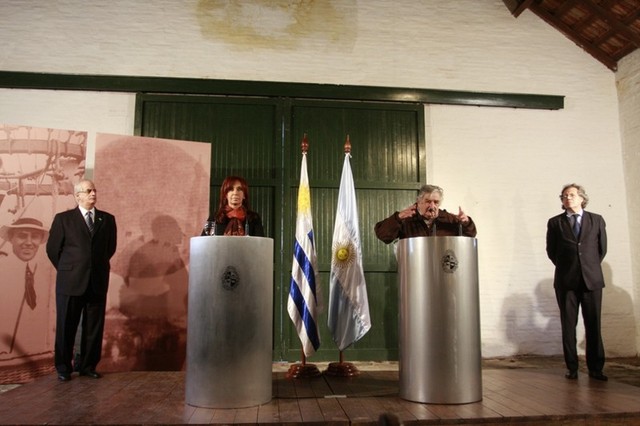 Reunión Mujica-Fernández en Anchorena