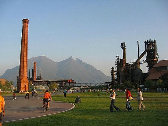Se funda la productora de acero: Fundidora Monterrey