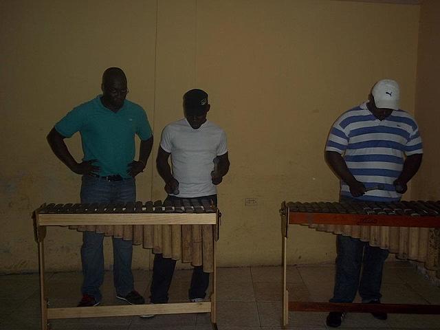 Materializando una organización para crear empresa promotora de cultura.