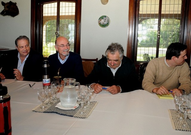 Mujica con intendentes en Anchorena
