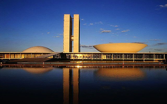 Congreso Nacional Brasileño - Oscar Niemeyer - Río de Janeiro, Brasil