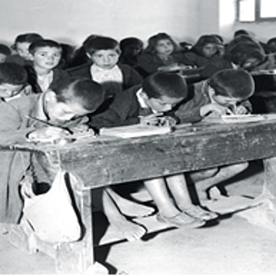 Timeline: ΒΙΟΓΡΑΦΙΑ ΚΑΖΑΝΤΖΑΚΗ