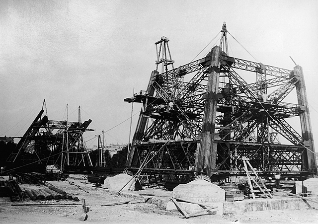 La Tour Eiffel au 1er septembre 1887