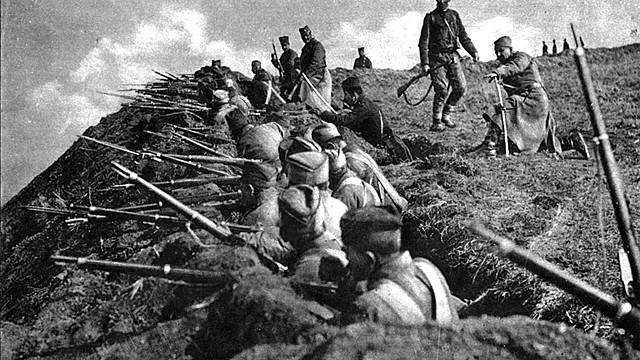 1914 год – первая мировая война, в прессе говорят, нужна ли она России.