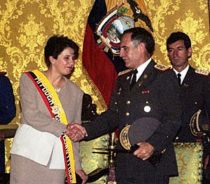 Rosalía Arteaga Presidenta del Ecuador