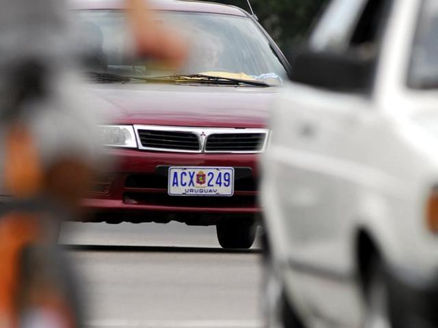 Solución de Mujica para "guerra de patentes"