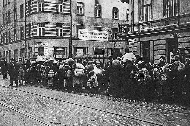 The Warsaw Ghetto is sealed off, with more than 400,000 Jews inside