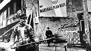 sucesos de la rivalidad entre Estados Unidos y URSS