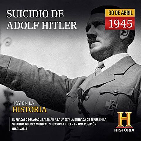 Adolf Hitler se suicida en Berlín.