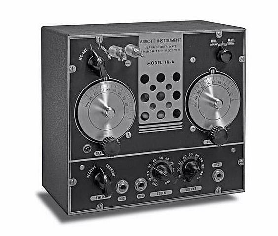 TRANSISTOR RADIO 1954