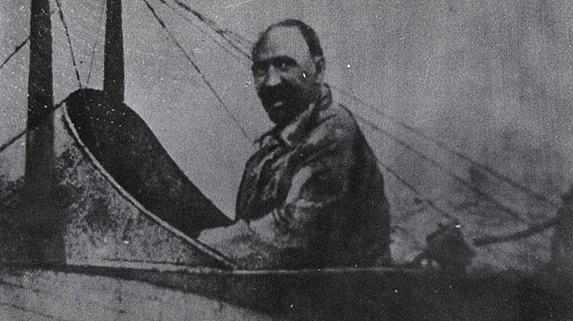 Jefe de estado viaja en avión