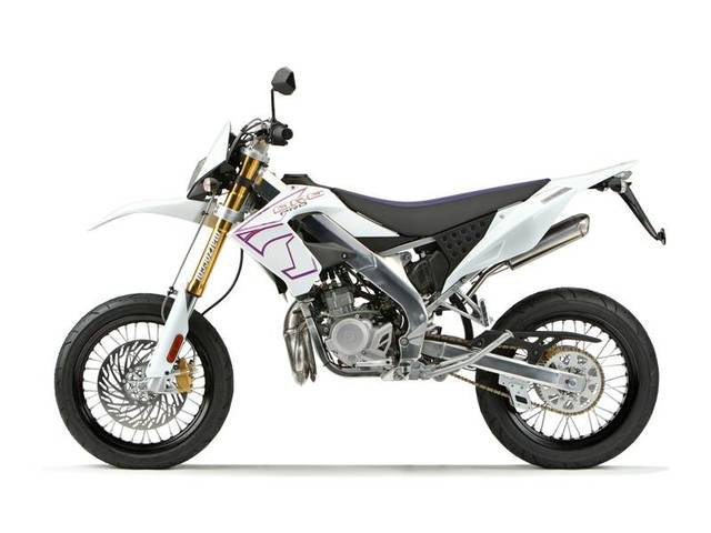 Moto Nova! Derbi drd pro blanca