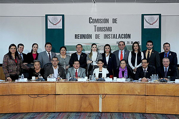 Conformación de la Comisión Nacional de Turismo