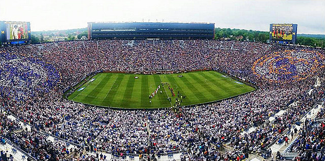 Систему распознавания лиц устанавливают на Супербоуле, который проходит в Тампе, штат Флорида, чтобы идентифицировать на стадионе разыскиваемых людей.