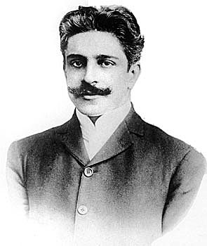 Em 1904, um surto de varíola fez com que Oswaldo Cruz buscasse conter novos casos através da imunização